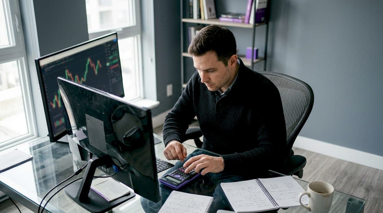 Why Forex Traders Blow Accounts: 2026 Guide